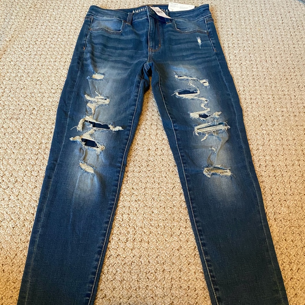 NWT Amercian Eagle Super Stretch Jegging, size 6.